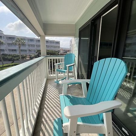 Sun Splashed Condo! Steps To Beach And 2 Pools Galveston Island מראה חיצוני תמונה